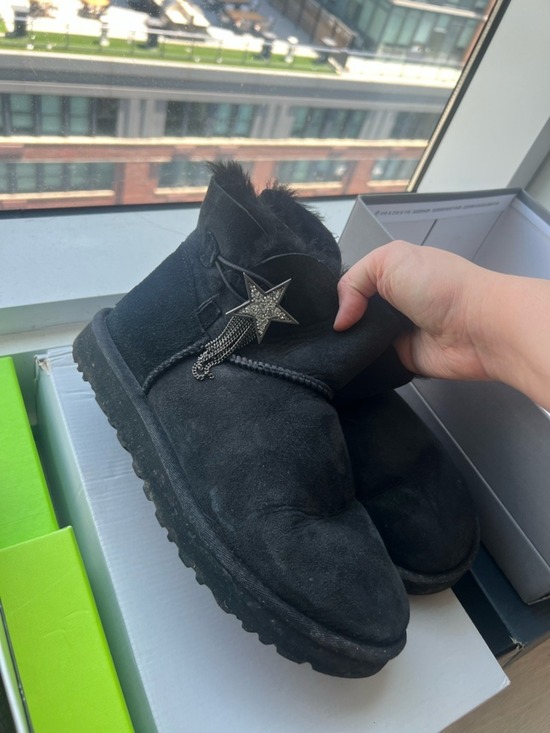 UGG Shoes - UGG Y2K Black Suede w Silver Star Charm Booties Snow Boots – Size 8